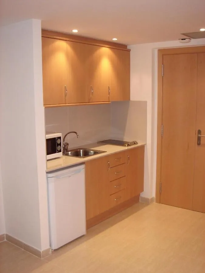 Daire Apartaments Lloveras Lloret de Mar